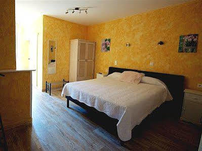 Logis Hotel Restaurant Metropole Миранд Экстерьер фото